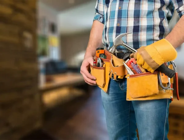 Why Hiring a Professional Handyman Saves You Money in Summerlin